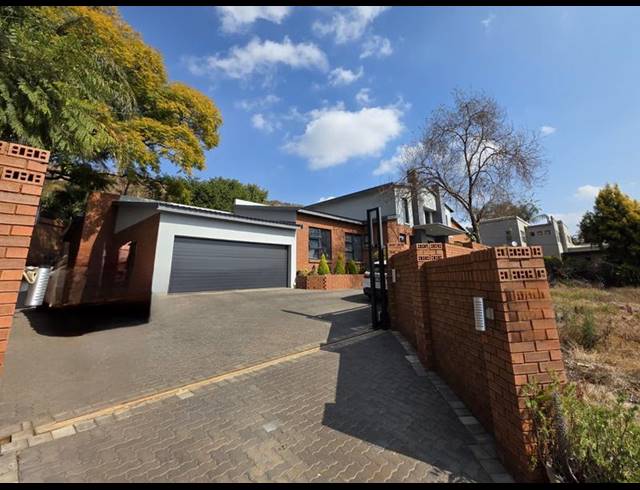 6 BEDROOM HOUSE FOR SALE IN MONTANA PARK